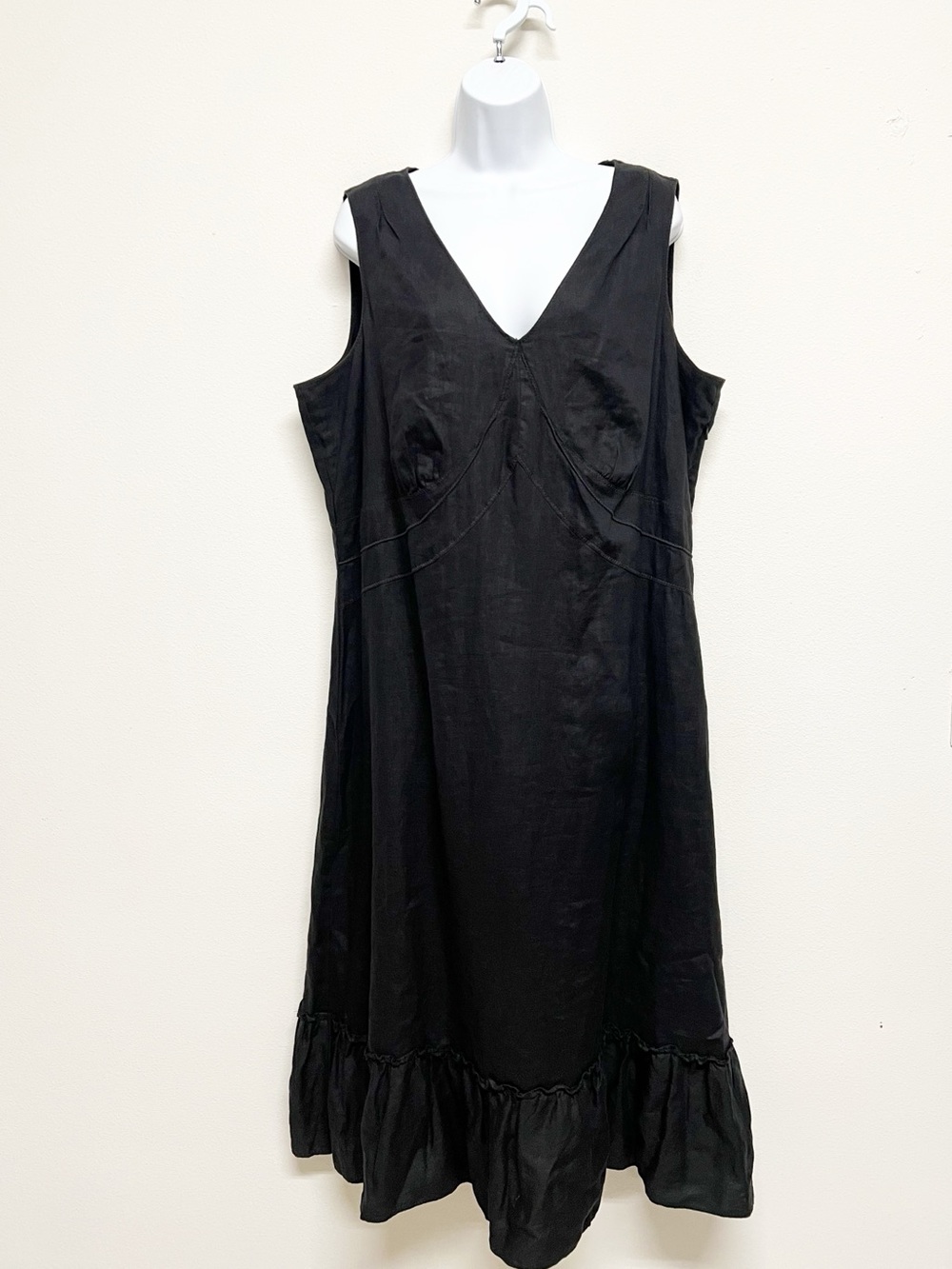 J Jill Black Linen Lagenlook Whimsigoth Sleeveless Ruffle Hem V Neck Midi Dress